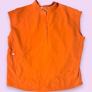 🩷 Figs Rafaela Oversized Scrub Top in Terracotta Size Small ($38)